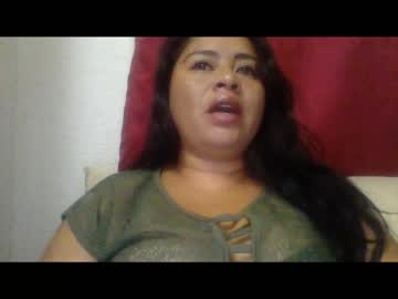 【全網推薦】【真實自拍泄密】三套情侶真實自拍（第二套）清純的外表下隱藏著一顆騷動的心～5V原版高清
