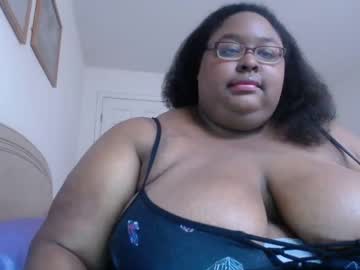 Round Ass German Milf will make you cum