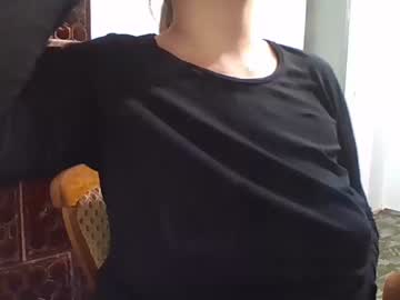 性感漂亮的留学白虎美女挑战老外大洋屌,深喉口活后又被按在床上后插式狠狠爆干,看表情是受不了了!可惜了! 无水印原版